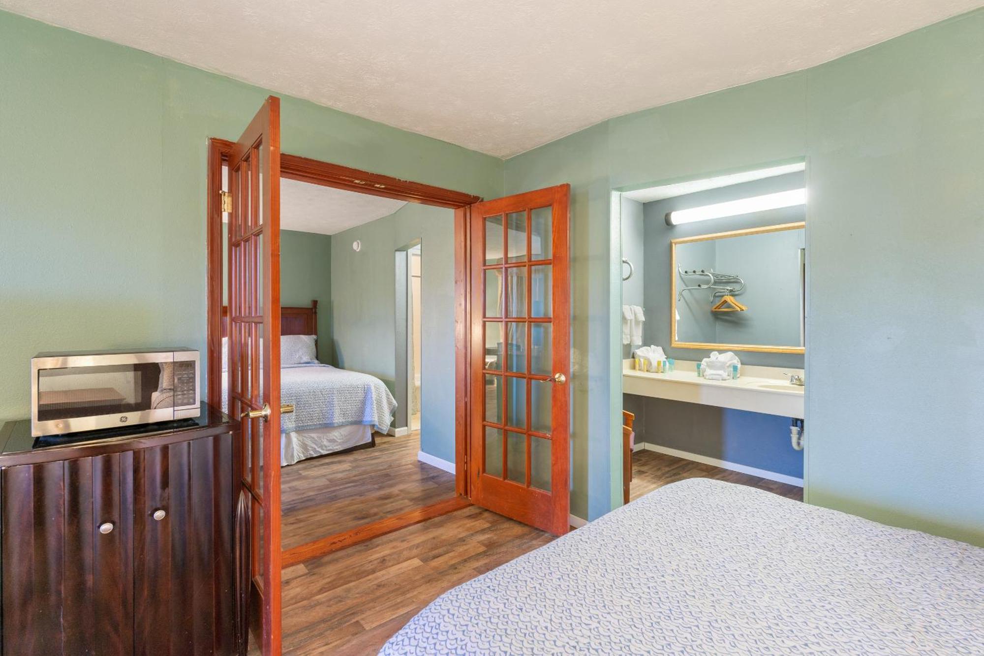 Williamsburg Suites 외부 사진